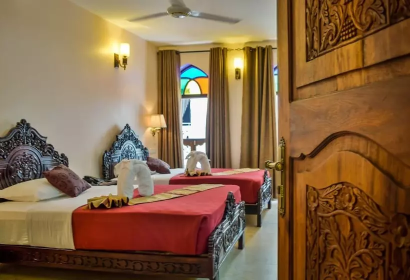 ホテル Tembo Palace