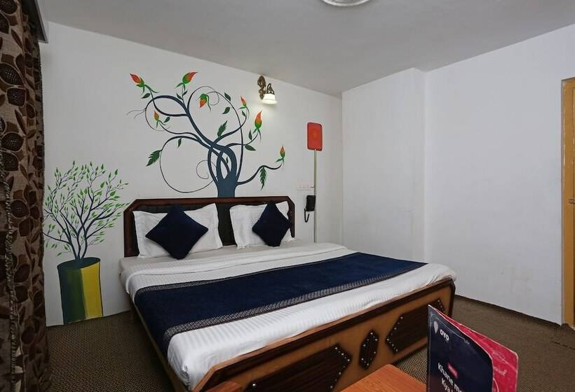 Oyo 9083 Hotel New Tourist Palace