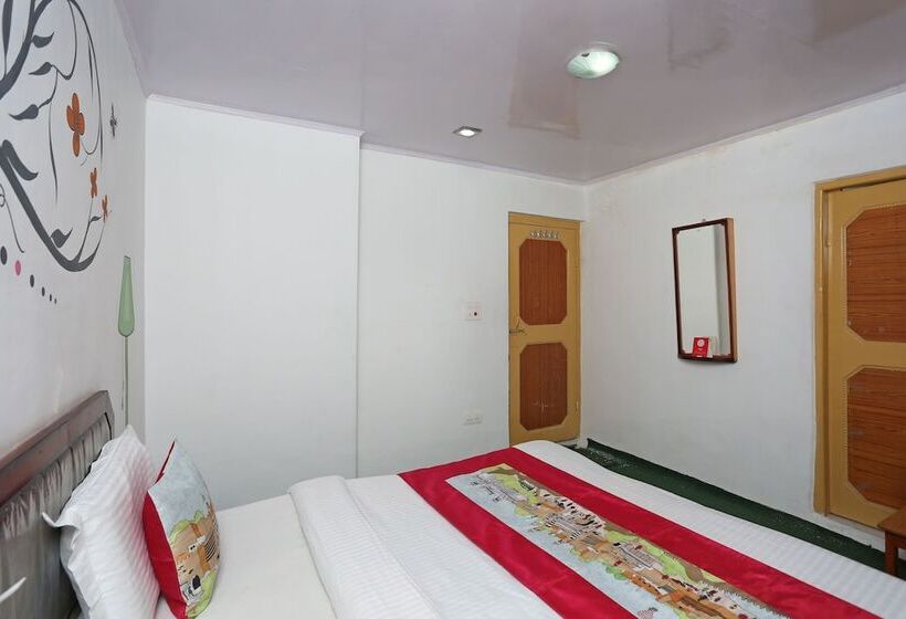 Oyo 9083 Hotel New Tourist Palace