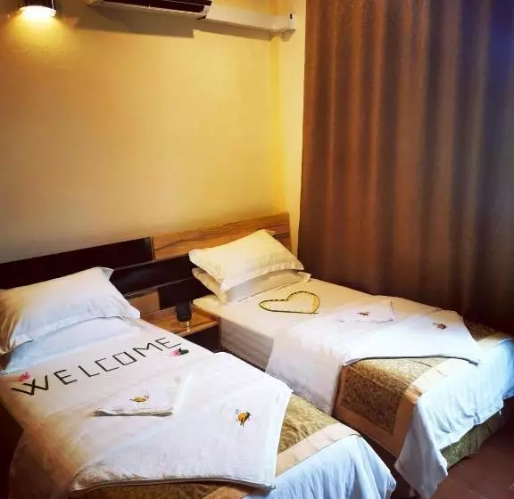 پانسیون Mirian Sky