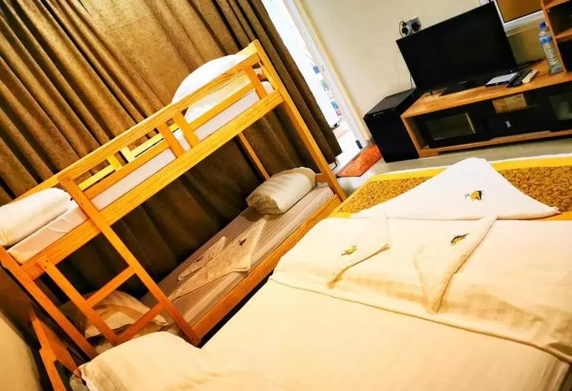 پانسیون Mirian Sky