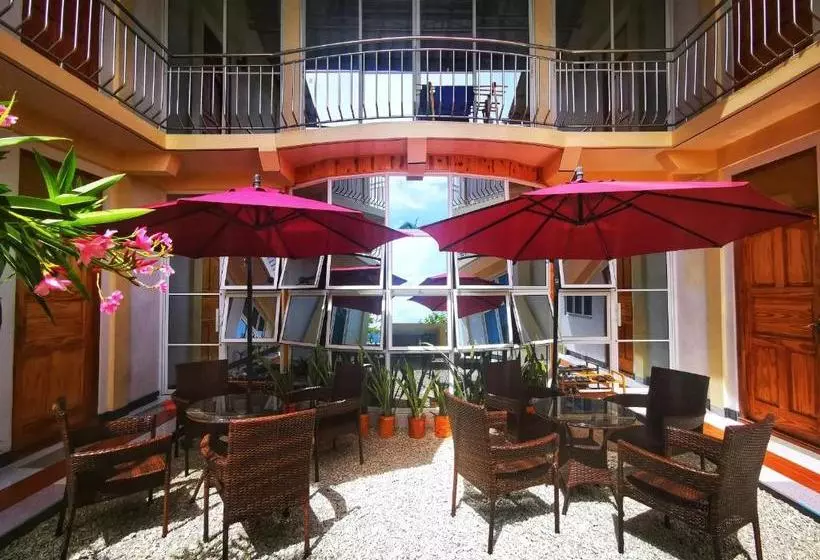 پانسیون Mirian Sky