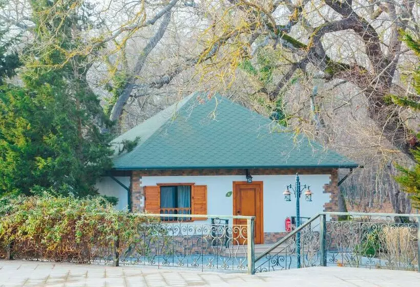 River Inn Resort And Spa