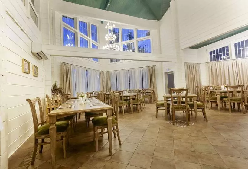 River Inn Resort And Spa