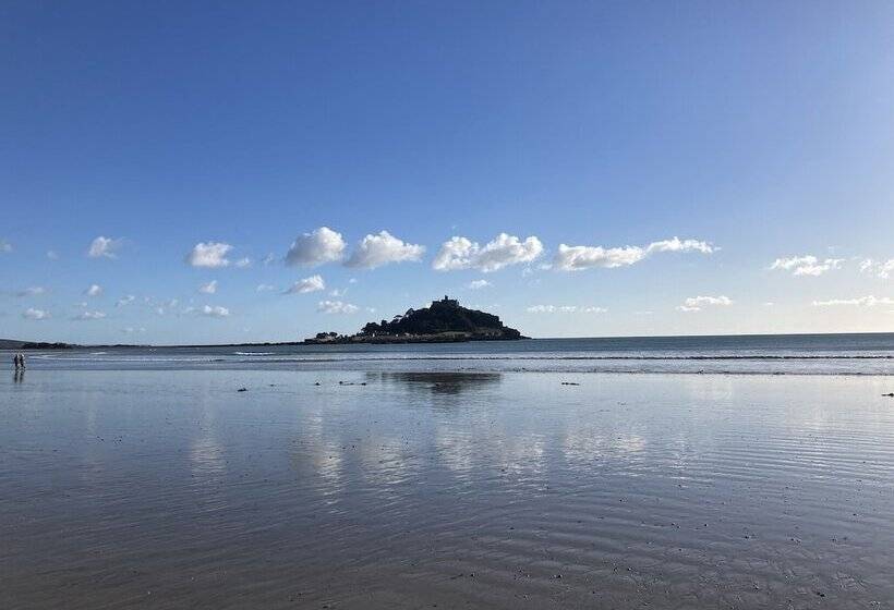 The Old Post House B&b