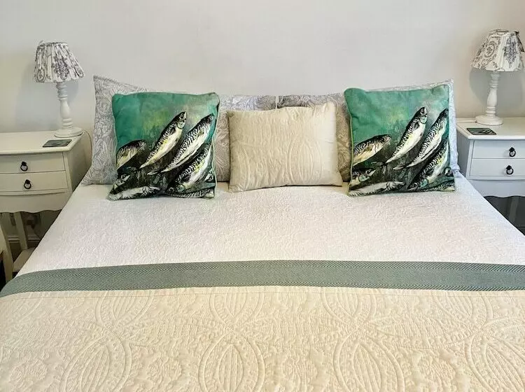 The Old Post House B&b