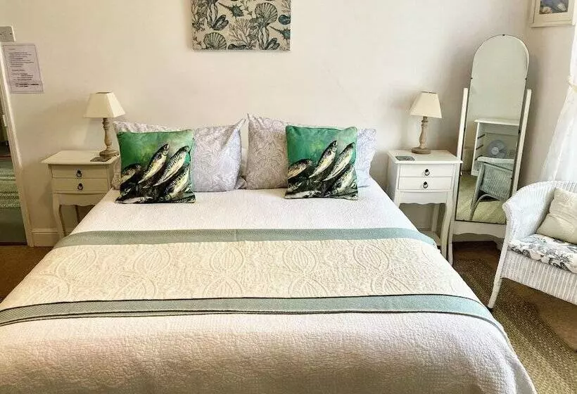 The Old Post House B&b