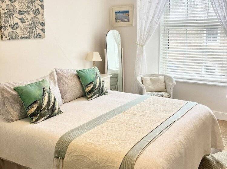 The Old Post House B&b