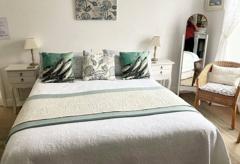 The Old Post House B&b