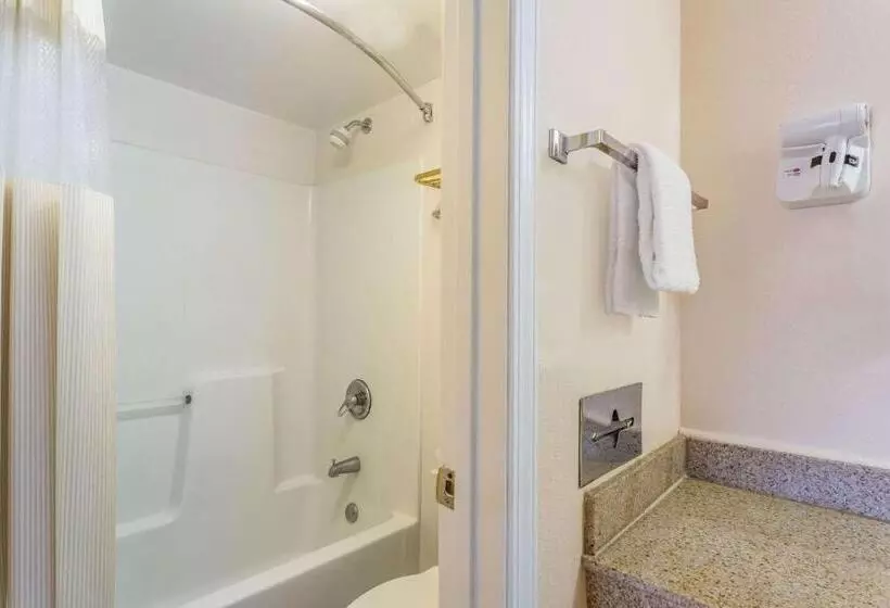 فندق Days Inn By Wyndham Ashland