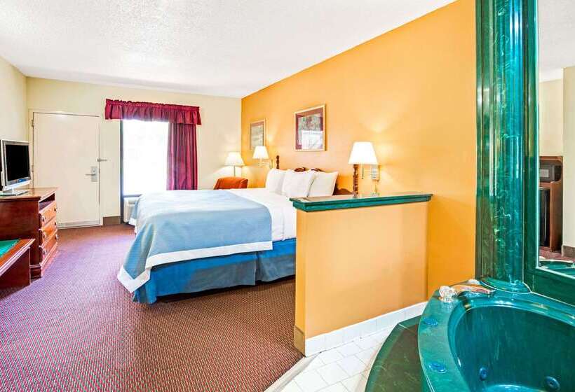 בית מלון כפרי Days Inn By Wyndham Covington