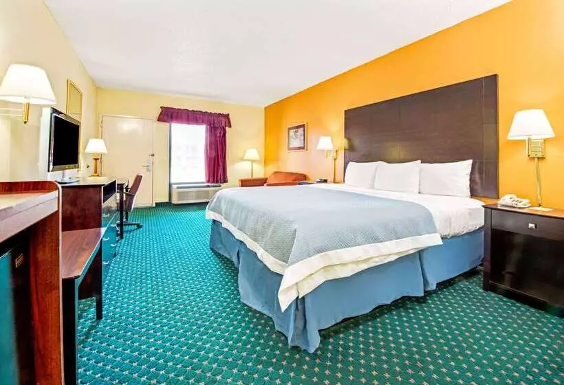 ホテル Days Inn By Wyndham Covington