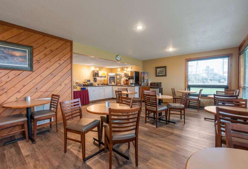 Hotelli Days Inn By Wyndham Mitchell Sd