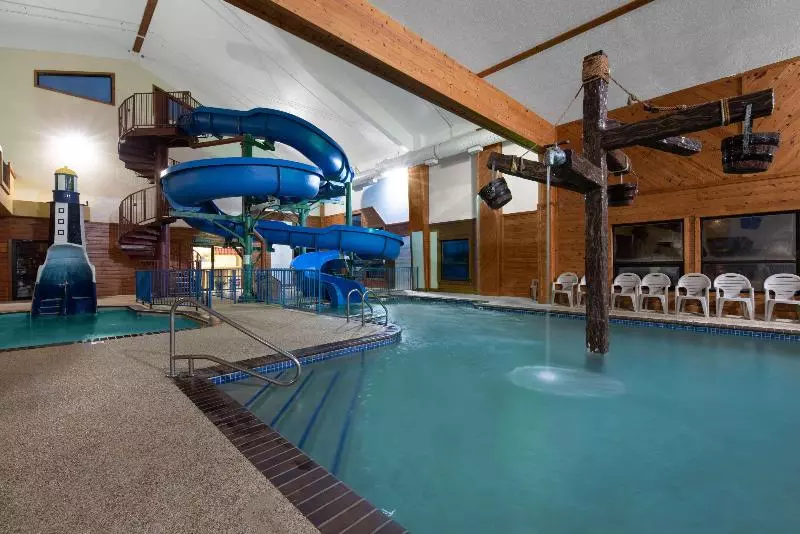 هتل Days Inn By Wyndham Mitchell Sd