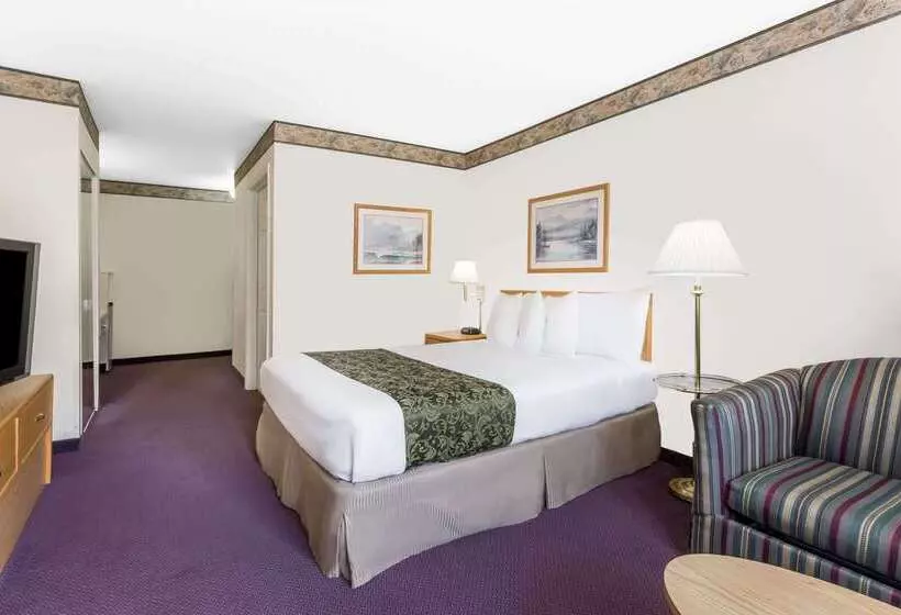 酒店 Days Inn By Wyndham Ocean Shores