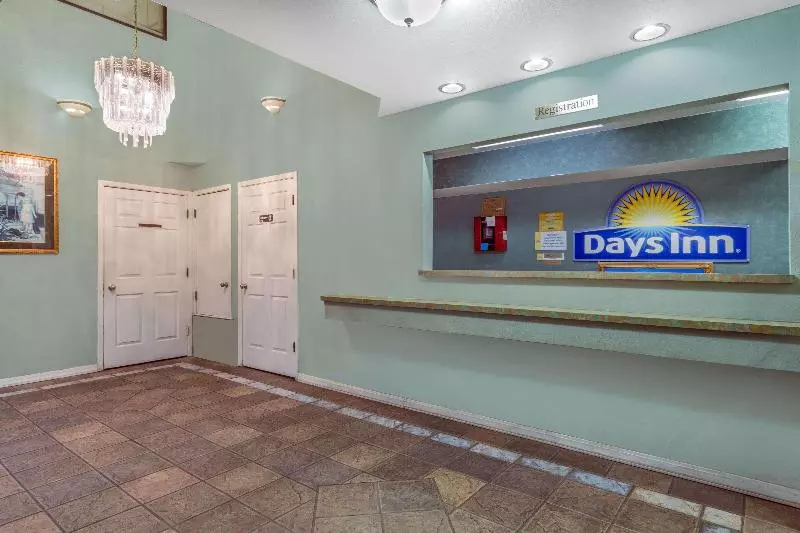 Hotelli Days Inn Windcrest By Wyndham San Antonio