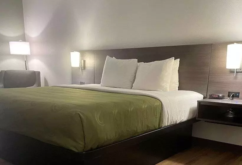 هتل Quality Inn Merrimack Nashua