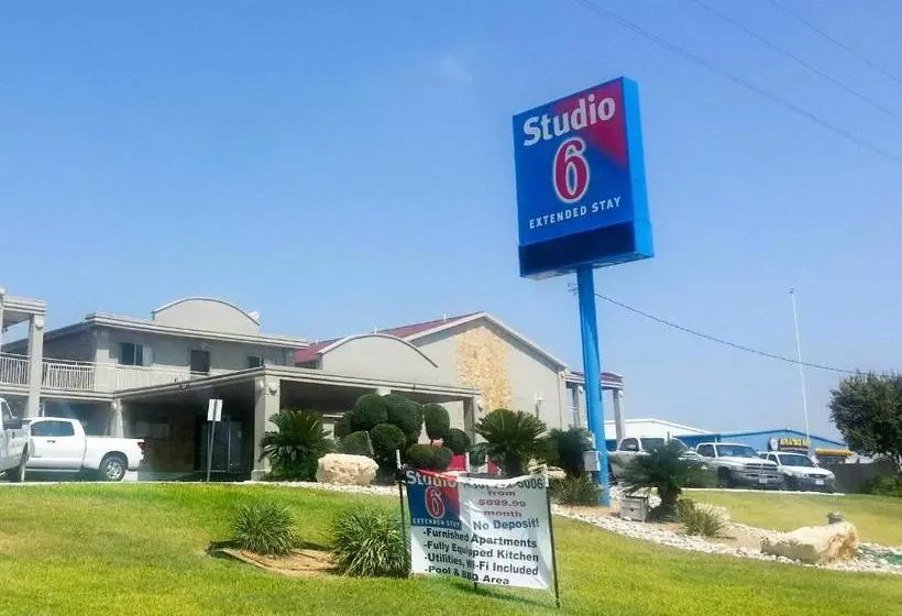 فندق Studio 6 Del Rio