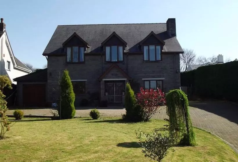 Bryngower House