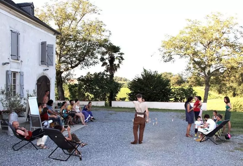 Majatalo Maison D'hôtes Marimpoey