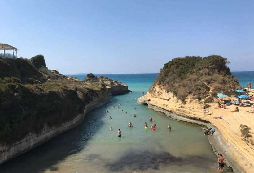 펜션 Olive Garden Studios & Apts