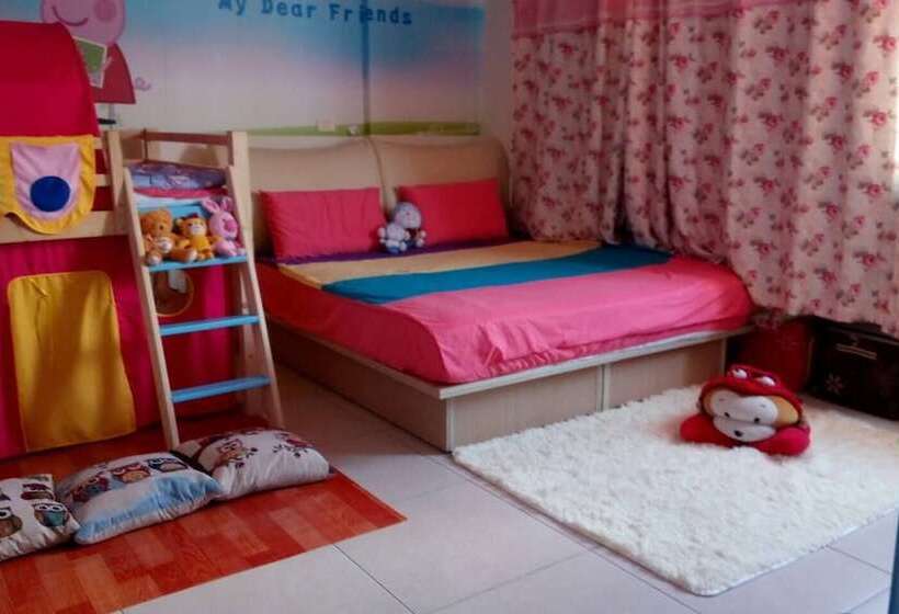 پانسیون Star Fantasy Castle For Family