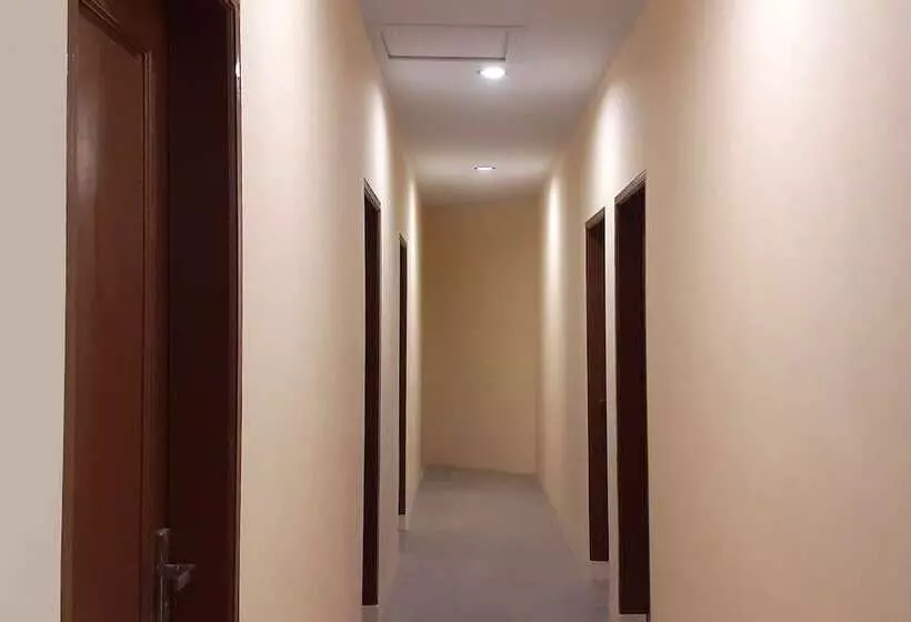 ホテル Angelyn Home Stay By Oyo Rooms