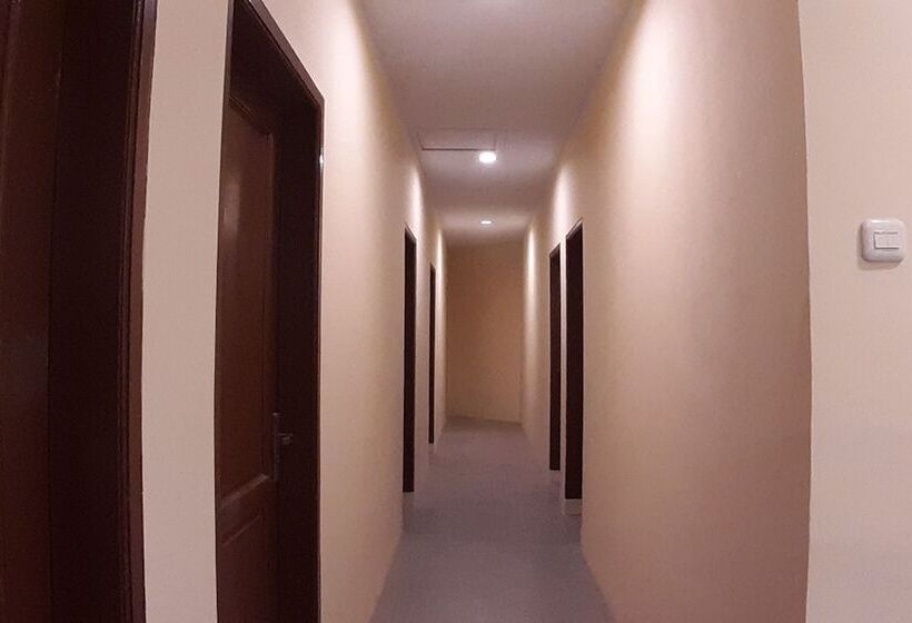 Отель Angelyn Home Stay By Oyo Rooms