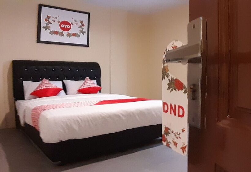 Отель Angelyn Home Stay By Oyo Rooms