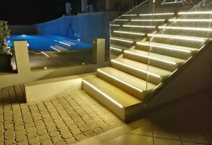 ホテル Carisa Maleme