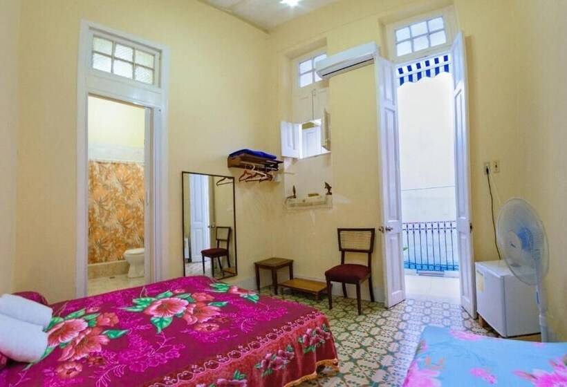 هتل Casa Margarita Y Roberto