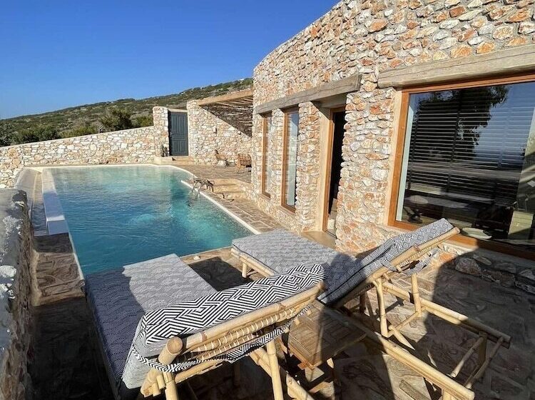 ホテル Mythic Paros , Adults Only