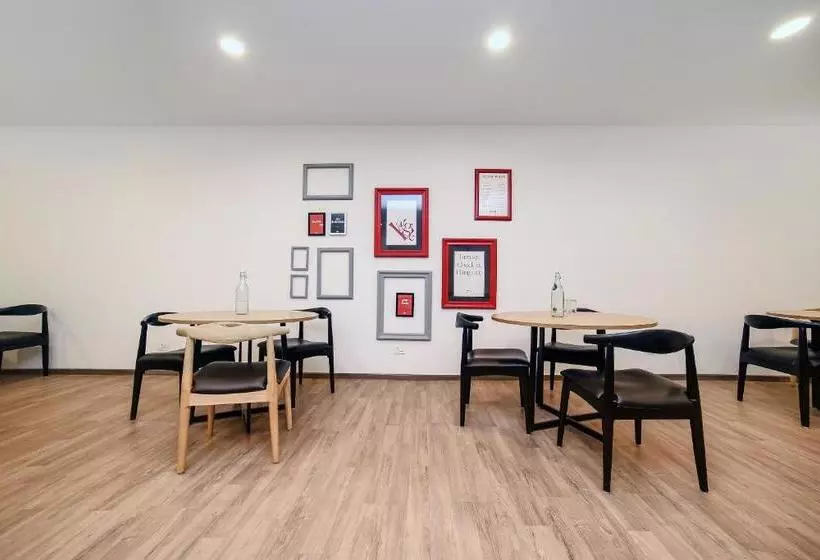 ホテル Townhouse Chattarpur Opp. Tivoli Garden Near Chhatarpur Metro Station