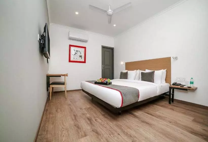 ホテル Townhouse Chattarpur Opp. Tivoli Garden Near Chhatarpur Metro Station