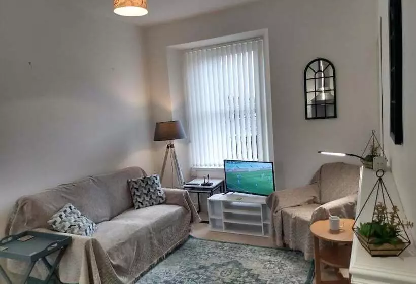 ペンション Rosevale Bed & Breakfast