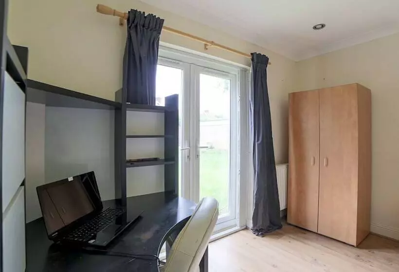 Majatalo Vivian Prime Home