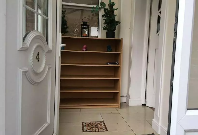 Majatalo Vivian Prime Home