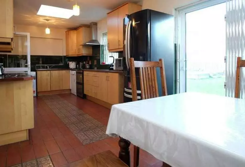 Majatalo Vivian Prime Home