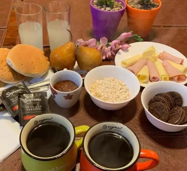 Aamiaismajoitus (B&B) Los Cactus De Islón