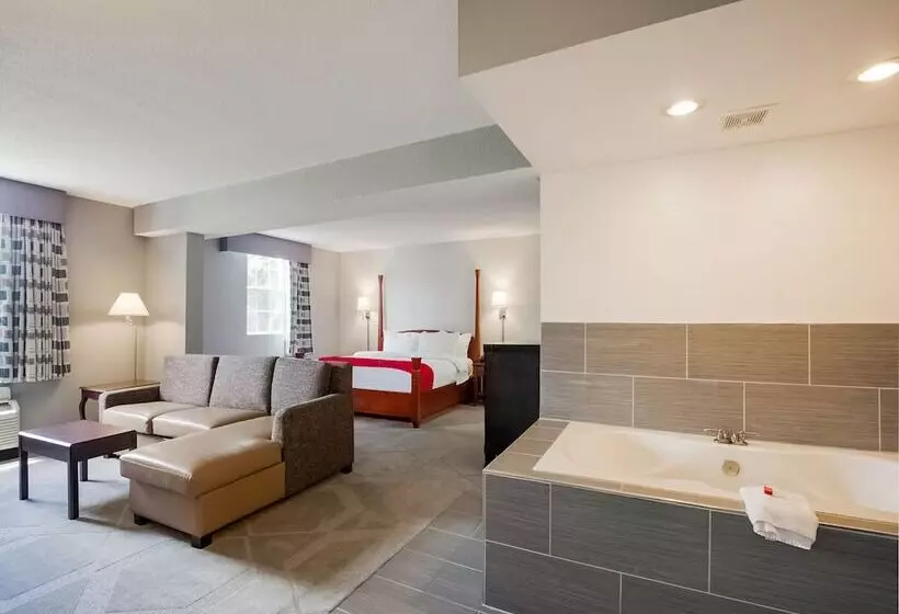 Hotelli Days Inn By Wyndham Conneaut