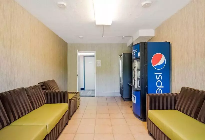 Hotelli Days Inn By Wyndham Conneaut