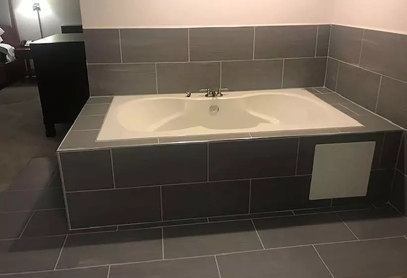 Hotelli Days Inn By Wyndham Conneaut