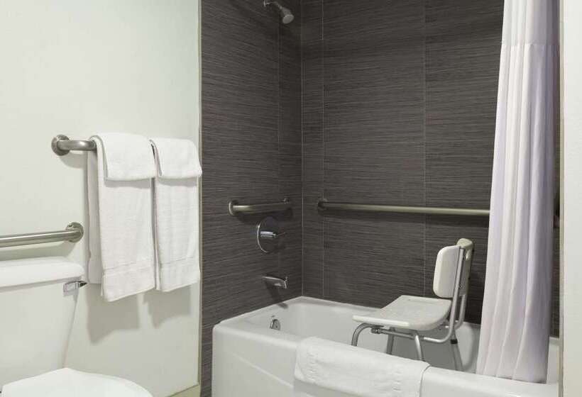 فندق Days Inn By Wyndham Downey