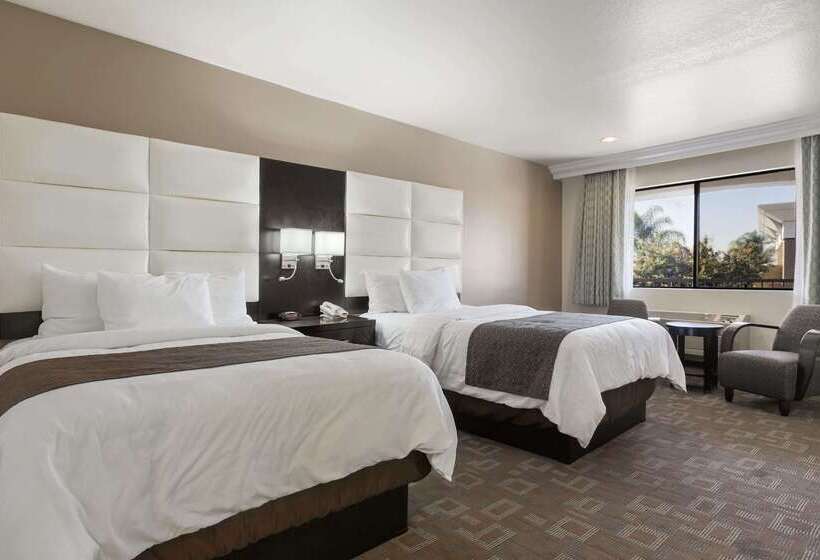 فندق Days Inn By Wyndham Downey