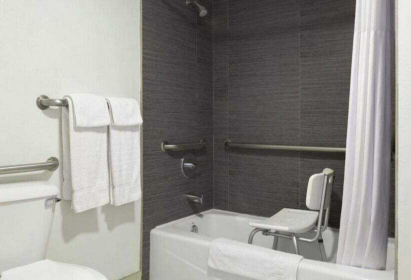 فندق Days Inn By Wyndham Downey