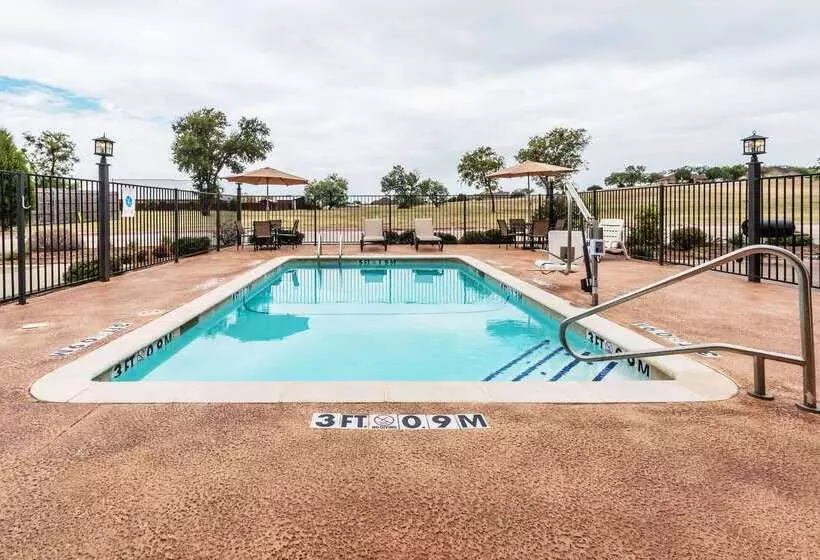 ホテル Days Inn & Suites By Wyndham Mineral Wells