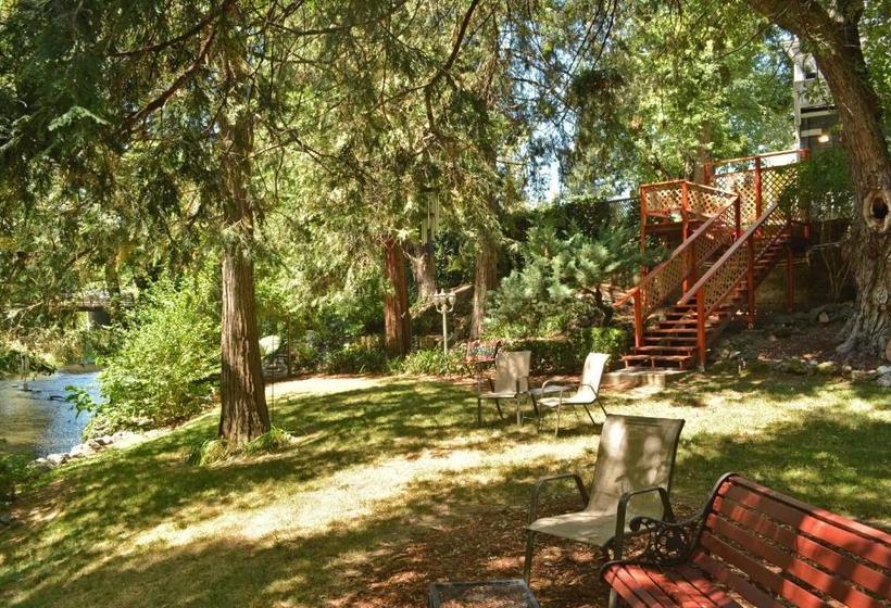 Hotelli Deer Creek Inn