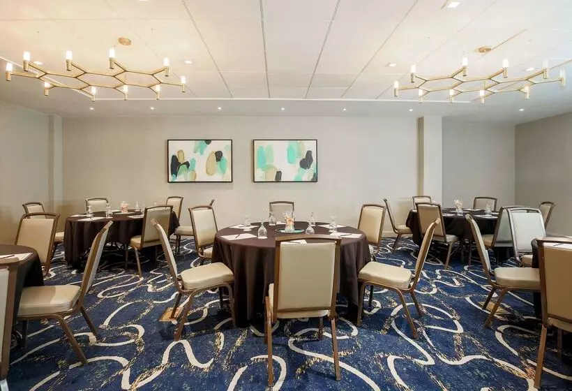 호텔 Doubletree By Hilton Austin University Area