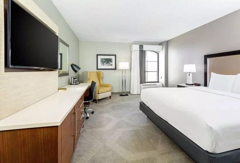 호텔 Doubletree By Hilton Austin University Area