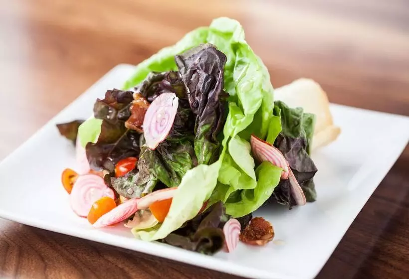 בית מלון כפרי Doubletree By Hilton Spokane City Center